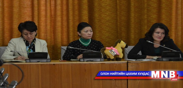 Эмэгтэй гишүүд “Ээлтэй ертөнц” ТББ-ын төлөөлөлтэй уулзлаа