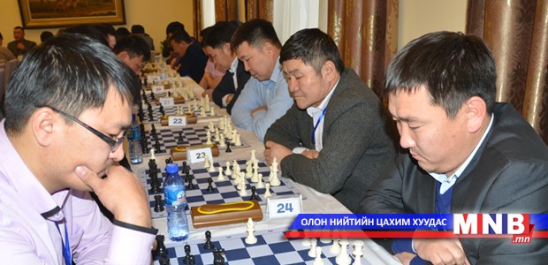 Улсын аварга шалгаруулах тэмцээн хоёр дахь өдрөө үргэлжилж байна