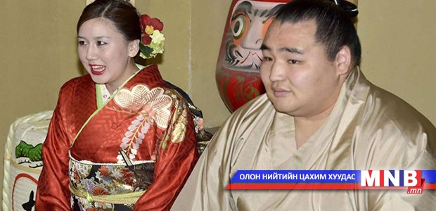 Какүрюү М.Ананд сүй тавьжээ