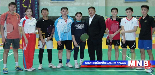 Бадминтоныхон өмнөд хөршийг зорилоо