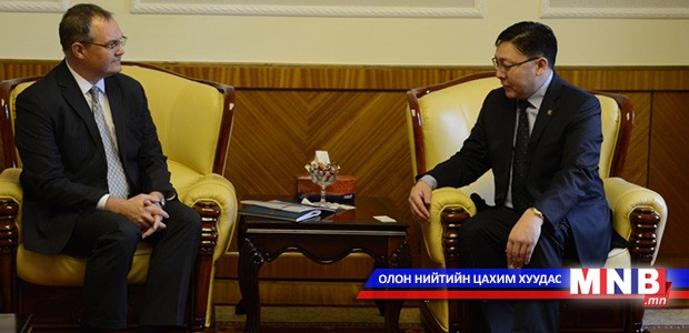 Ж.Батзандан Дэлхийн банкны суурин төлөөлөгчийг хүлээн авч уулзав