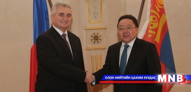 President of the Senate of the Czech Republic Milan Stech Paid a Courtesy Call on President Elbegdorj