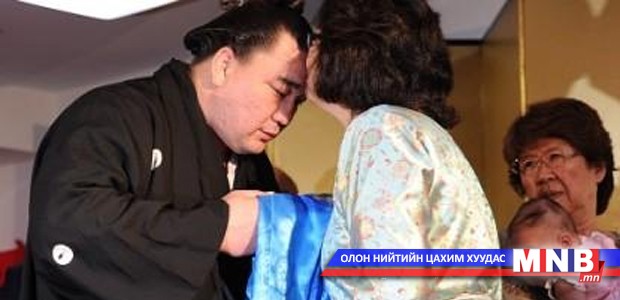 Харумафүжи Д.Бямбадорж аймгийнхаа хүндэт иргэн боллоо