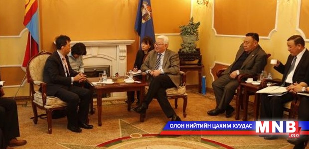 Улиастайн уулвараас Баянзүрхийн товчоо хүртэлх замын асуудлаар санал солилцлоо