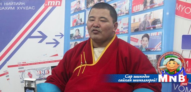 Дэд хамба Г.Мөнхбаяр: Үхэр хариулаач нь өвгөн хүн байгаа учир настнуудад ээлтэй жил байна