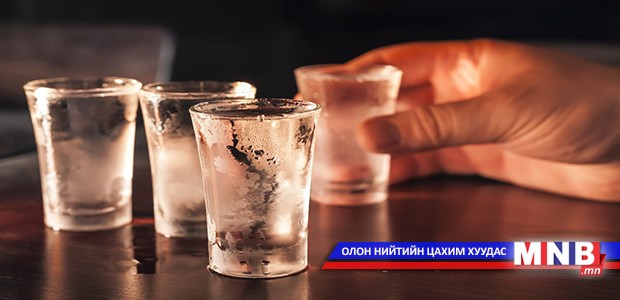 Зөвшөөрөлгүй худалдаалж байсан архийг хураан авчээ