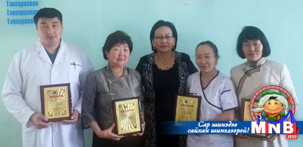 Өвөрхангай аймаг 3 сая дахь иргэний чацуутнуудын “Хүйн ээж”-д хүндэтгэл үзүүллээ