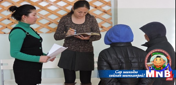 Хараа хяналтгүй хүүхдүүдийг асрамжийн төвүүдэд хүлээлгэн өгчээ