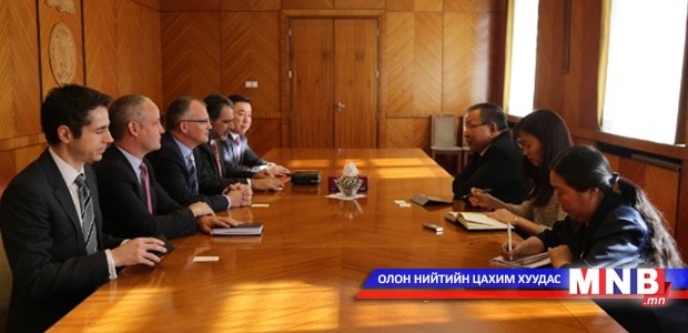 Chief of Staff P.Tsagaan Met with Representatives of Aabar Investment PJS