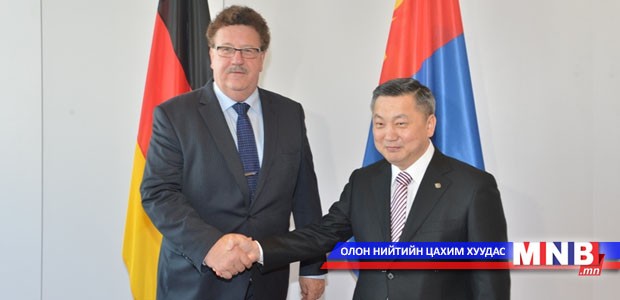 Холбооны Эдийн засгийн хамтын ажиллагаа, хөгжлийн яамны парламентын Төрийн нарийн бичгийн дарга Ё.Фухтел бараалхав