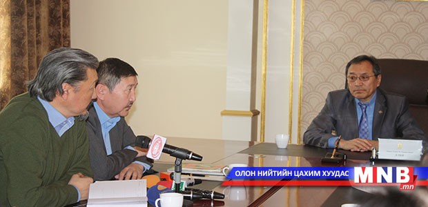 УИХ-д суудалгүй намуудын төлөөлөлтэй уулзав