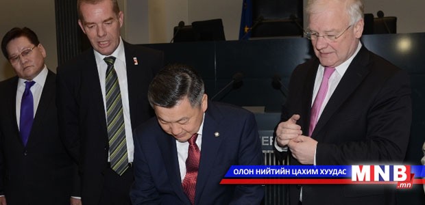 УИХ-ын дарга З.Энхболд ХБНГУ-ын Доод Саксон мужийн парламентын дарга Б.Бүземаннтай уулзав