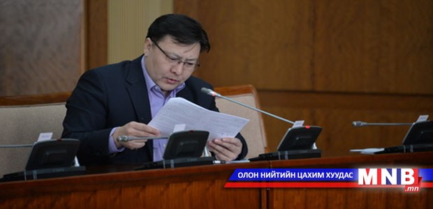 Ж.Батзандан:Бусад гишүүдийн өмнөөс кноп дарж, хуралдаа согтуу ирдэг нь сонгогчдоо доромжилсон хэрэг