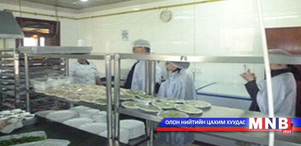 Хүнсний үйлдвэрлэлийн салбарын ажилчид мөлжлөгт өртсөөр байна