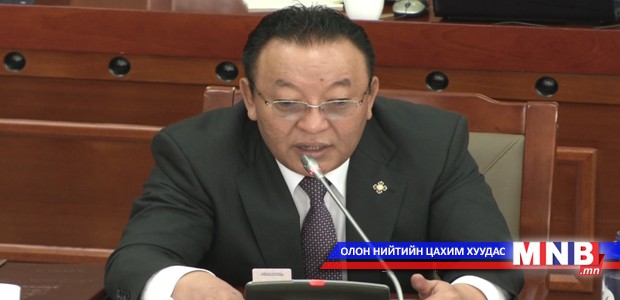 Д.Ганхуяг: Аж үйлдвэржсэнээр эдийн засгийн өсөлт тогтворжино