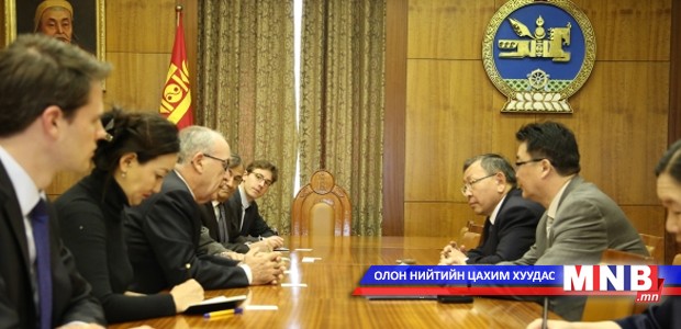 Францын Элчин сайд тэргүүтэй төлөөлөгчидтэй уулзлаа