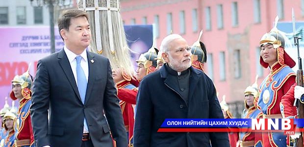 БНЭУ-ын Ерөнхий сайд Нарендра Модиг угтах ёслол боллоо