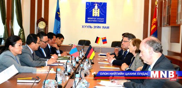 Бавари муж улсын Хууль зүйн яамтай хамтран ажиллах санамж бичиг байгууллаа