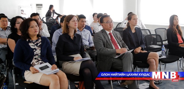 Улаанбаатар хотын гэр хорооллын газрын зургийг Хотын захиргаанд хүлээлгэн өглөө