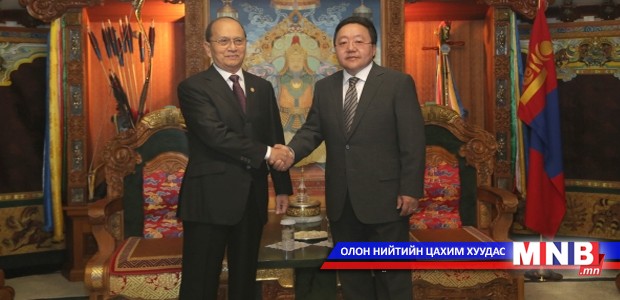 Хоёр орны Ерөнхийлөгч ганцаарчилсан уулзалт хийв