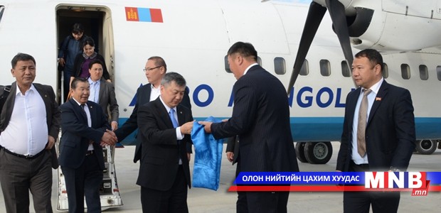 УИХ-ын даргыг Говь-Алтай аймгийн удирдлагууд угтан авлаа
