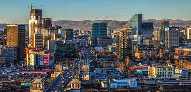 Нийслэлд үйл ажиллагаа явуулдаг төрийн байгууллагууд энэ сарын 30, 31-нд хагас ажиллана