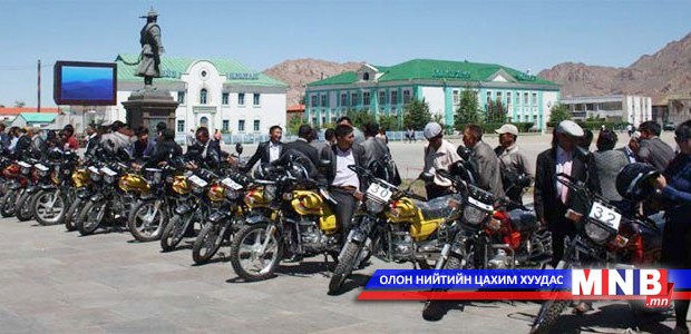 Ховд аймгийн багийн эмч нарт 40 мотоцикл өгчээ