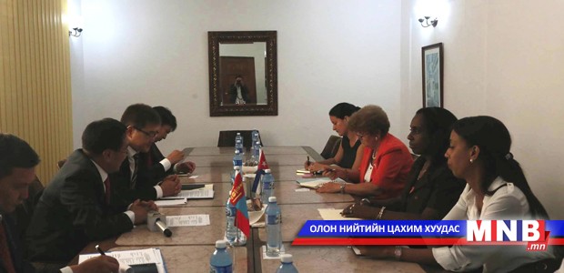 Сайд Л.Пүрэвсүрэн БНКУ-ын Гадаад худалдаа, хөрөнгө оруулалтын дэд сайд хатагтай Илиена Нунезтэй уулзав
