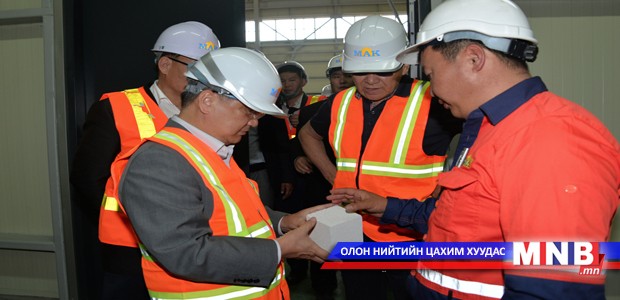 З.Энхболд: Төр үндэсний үйлдвэрлэгчдийг дэмжиж, зах зээлийг нь хамгаална