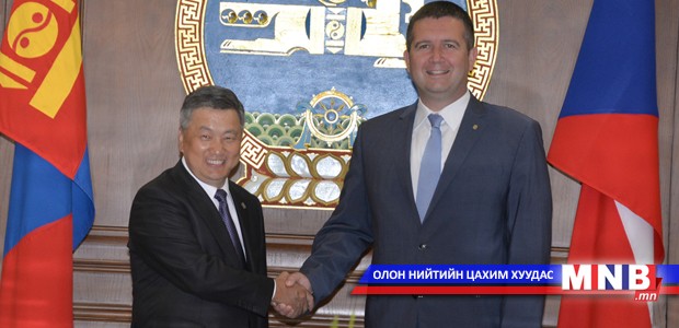 УИХ-ын дарга З.Энхболд, Чехийн Парламентын Төлөөлөгчдийн танхимын дарга Ян Хамачек нар албан ёсны уулзалт хийлээ