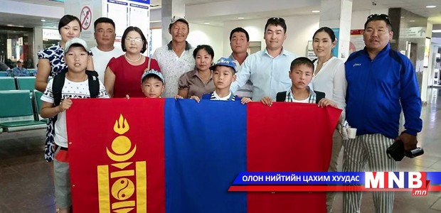Өсвөрийн шатарчид 3 мөнгө 8 хүрэл медаль хүртлээ
