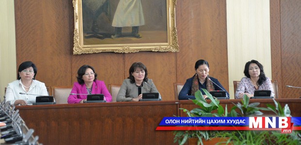 Хүүхэд харах үйлчилгээнд зориулан 50 тэрбум төгрөгийг шийдвэрлүүлэхээр ажиллаж байна гэв
