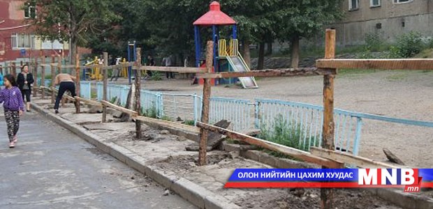 Иргэдийнхээ өмнөөс салаавч өгдөг төр оршин, омогшсоор байхыг яахин хүлцэн тэвчих билээ, Хотын дарга Бат-Үүл ээ!