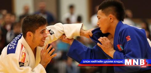 Ц.Цогтбаатар эхний өрсөлдөгчөө яллаа