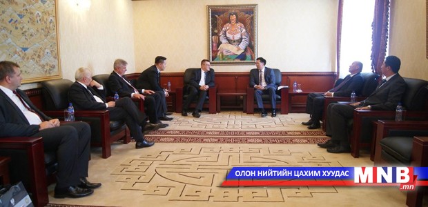 Польш Улсын Шүүхийн Үндэсний Зөвлөлийн төлөөлөгчдийг хүлээн авч уулзав