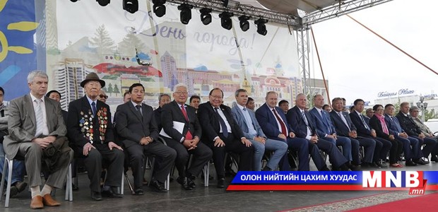 Нийслэлийн Засаг дарга Э.Бат-Үүл Улаан-Үд хотын ойн арга хэмжээний нээлтэд үг хэлэв