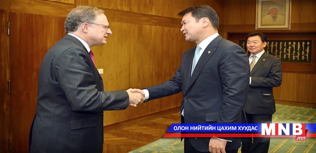 НАТО-гийн Ерөнхий нарийн бичгийн даргын орлогчийг хүлээн авч уулзав