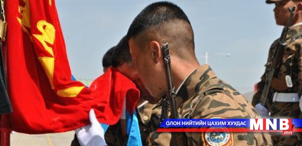 Архангай аймгаас 18 залуу өөрийн хүсэлтээр цэргийн албанд мордлоо