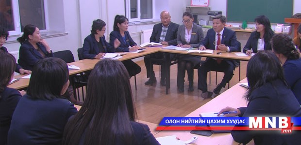 Д.Хаянхярваа гишүүн тусгай сургуулиудад ажиллав