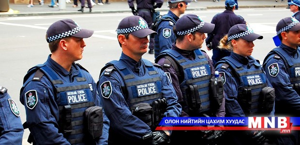 Дүрвэгч, цагаачдын түр орогнох байранд үймээн дэгдэв
