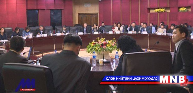 “Цөлийн цэцэрлэг” төсөл хэрэгжиж байна
