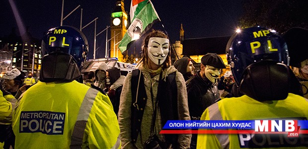 Анонимус бүлгийг дэмжсэн жагсаал боллоо
