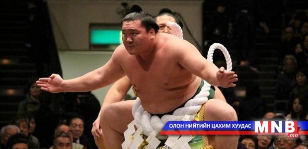 Кюүшюү башёгийн эхний өдрийн барилдааны тойм /бичлэг/