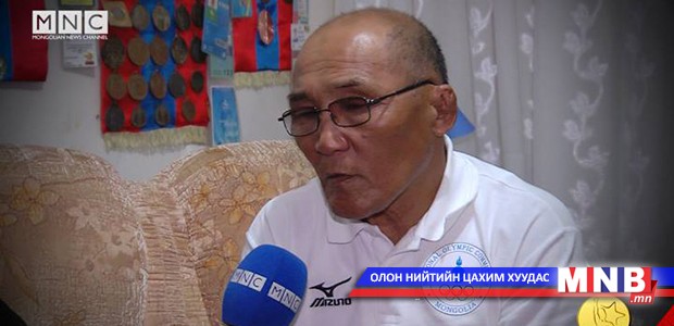 Гавьяат тамирчин, ахмад дасгалжуулагч Ц.Нацагдоржид туслацгаая