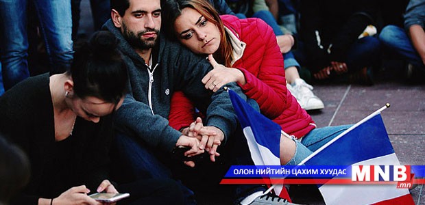 Парисын Дарь эхийн сүмд амь үрэгдэгсдийн дурсгалыг хүндэтгэлээ