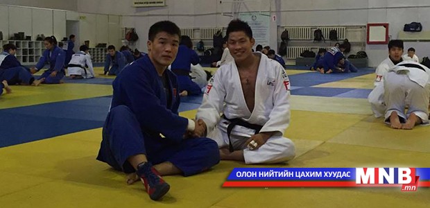 Олимп, дэлхийн аварга Ким Жэ-Бум манай оронд хамтарсан бэлтгэлээ базааж байна