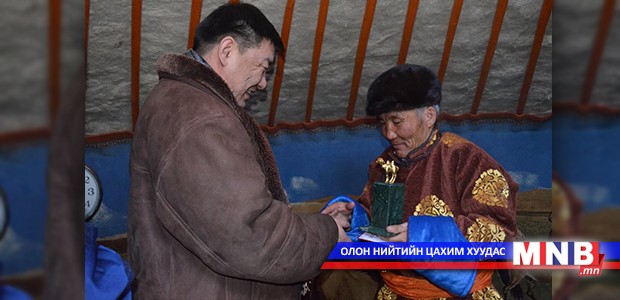 “Алтан ботго”-ны эзэн шагналаа гардан авлаа