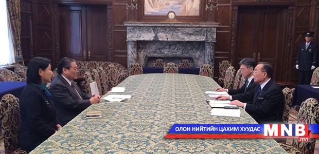 Элчин сайд С.Хүрэлбаатар Японы Парламентын Зөвлөхүүдийн танхимын дарга М.Ямазакид бараалхав