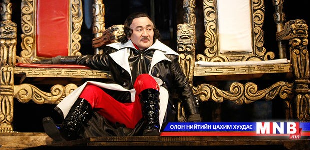 "Гамлет" жүжиг өнөөдөр хөшгөө нээнэ