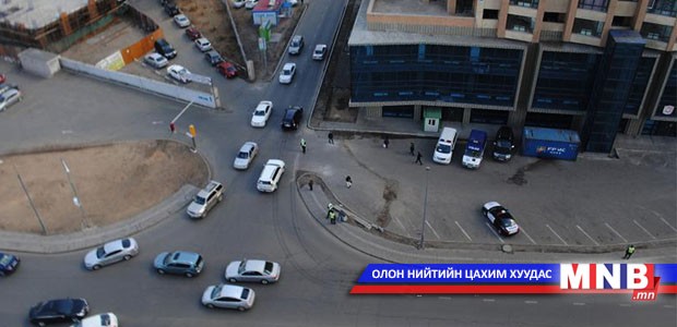 "Оргил" худалдааны төвөөс Удирдлагын академийн уулзвар хүртэл зам хаана